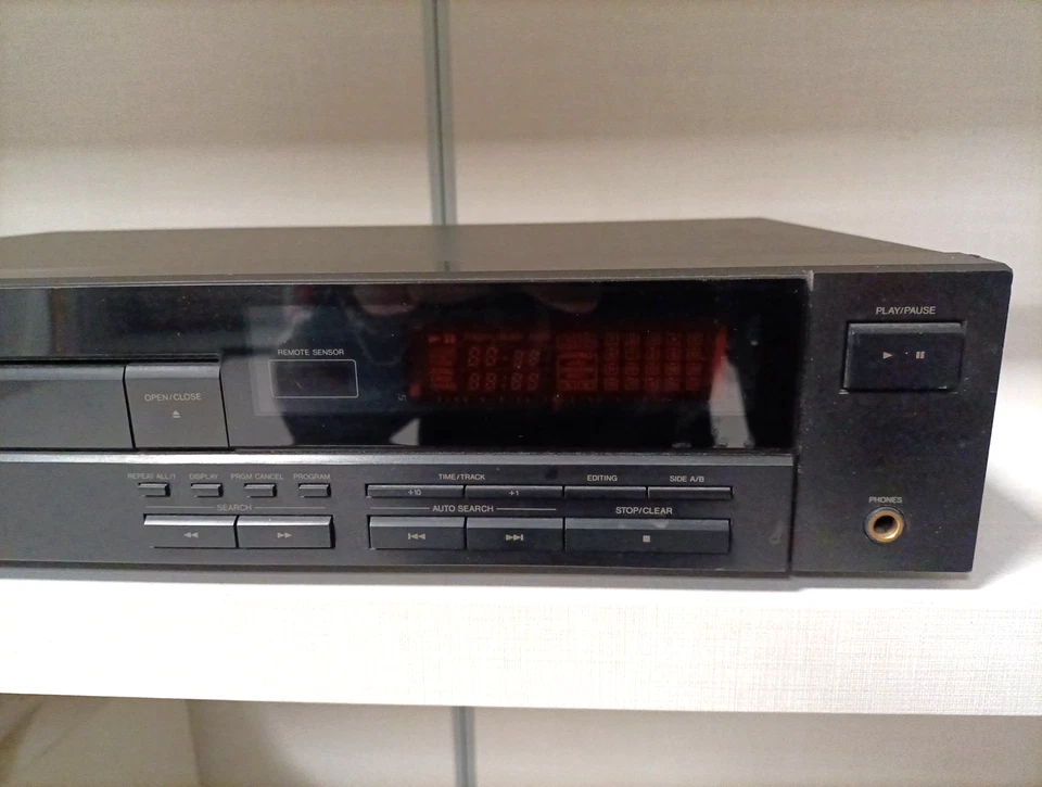 JVC XL-V311 LETTORE CD STEREO HIFI VINTAGE TESTATO FUNZIONANTE - Immagine 3 di 4