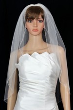 Bridal Veil Diamond Off White 1 Tier Fingertip Length Edge In Bead And Sequins