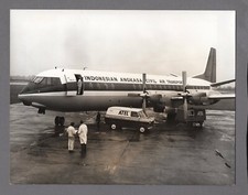 INDONESIAN ANGKASA CIVIL AIR TRANSPORT VICKERS VANGUARD LARGE ORIGINAL PHOTO