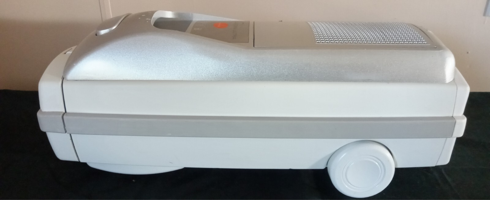 Electrolux Lux Aerus Guardian Ultra Vacuum Cleaner Works Great + 18