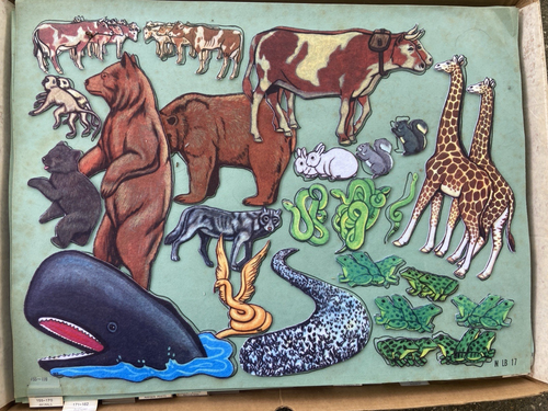 VINTAGE BETTY LUKENS "THE BIBLE IN FELT" 30 SHEETS, 3 BACKGROUNDS, MANUAL, ETC. - Picture 2 of 20