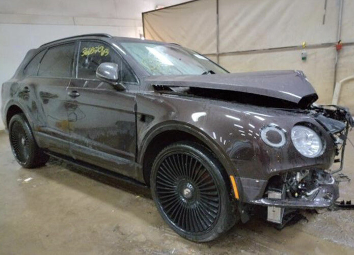 2019 Bentley Bentayga Wheel   (Other Parts Available )