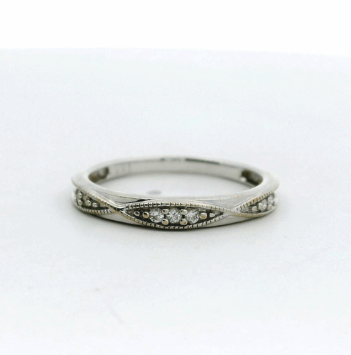 9ct White Gold Ring Diamond 0.04ct Stones Size J 1/2 375 Stamped 1.5g - Picture 1 of 9