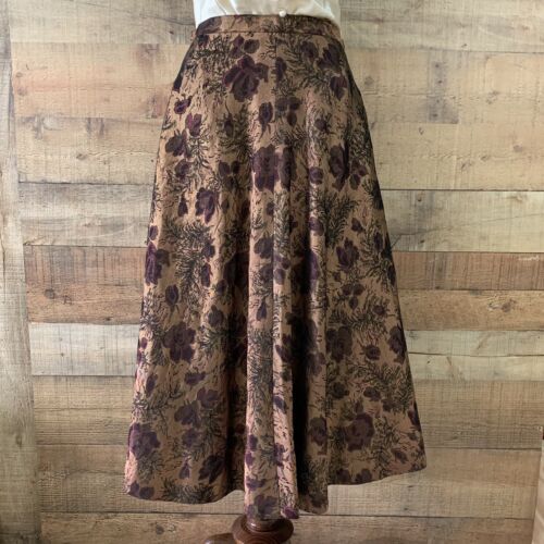 Vintage 40’s 1950's Rustic Romantic Floral Metallic Brocade Style A-line Skirt - Picture 2 of 8