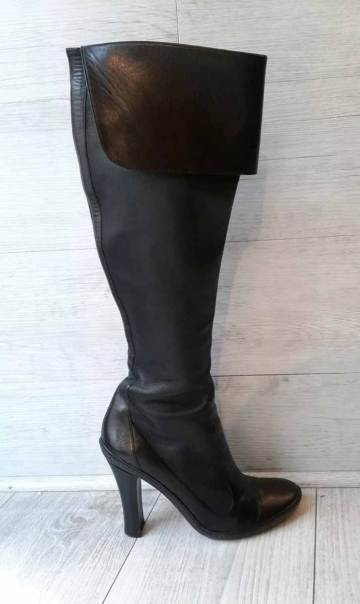 Céline black leather boots size 38 / CELINE 38 BLACK LEATHER BOOTS