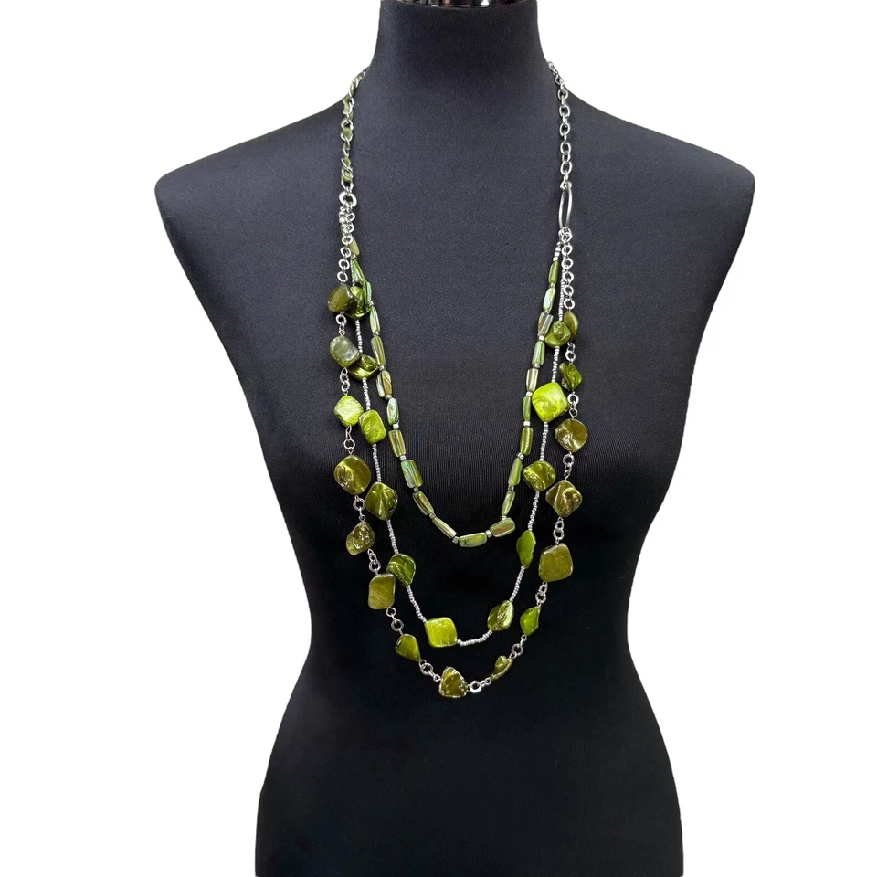Colar de vidro verde NY & Co com várias vertentes declaração robusta joias da moda 19 pol - Imagem 3 de 4