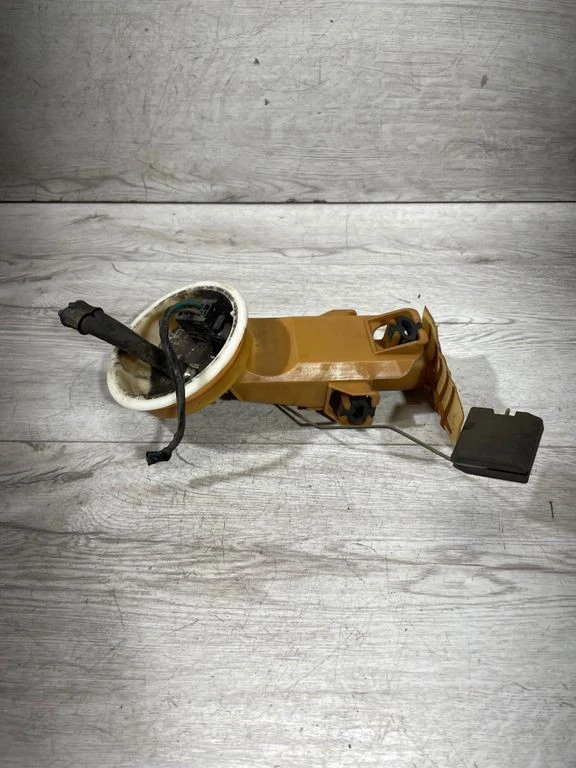 BMW Z3 E36 1997 Gasolina en depósito bomba combustible nivel emisor 1183687 KAN6434 - Imagen 3 de 4