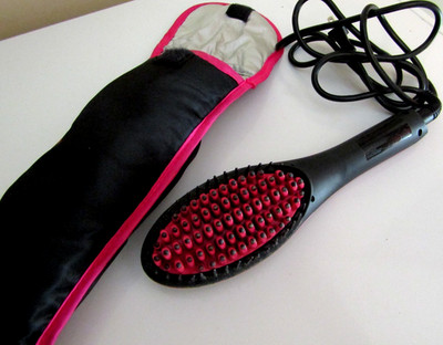 Simply Straight CERAMIC HAIR STRAIGHTENER BRUSH w LCD Display Temp Control SSMC4