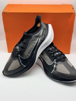 Size 11 - Nike Zoom Gravity Metallic Silver W