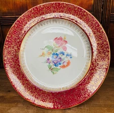 VTG.Homer Laughlin China Dinner Plate 22K Gold Filigree 10” Floral Red Set of 12