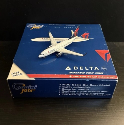 #ad GeminiJets 1:400 Delta Air Lines Boeing 737 700 N301DQ GJDAL833 Scale Model RARE $49.99