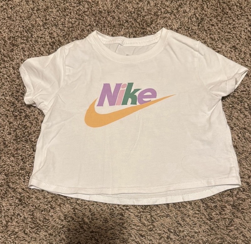 Nike White Tee Multi-color Logo Kids Size Small #Nikekids Tee Shirt