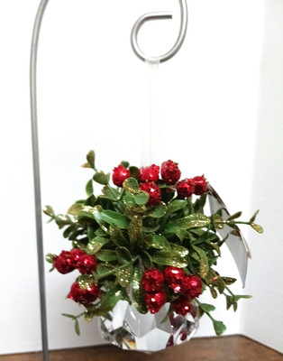 Large Mistletoe Ornament KISSING KRYSTALS  Christmas Decoration TII Collection 