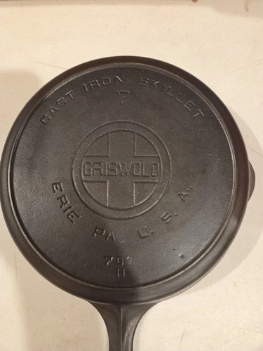 griswold cast iron skillet