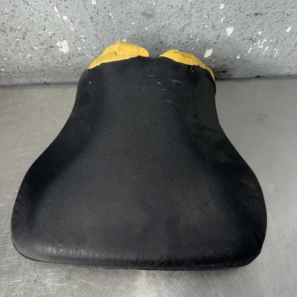 Suzuki GSXR 600/750 2001 2002 2003 OEM asiento delantero conductor almohadilla sillín pillón OEM Foto 2 de 4