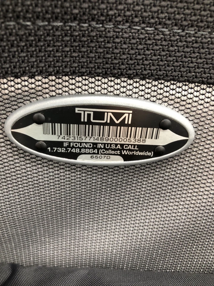 "Bolsa mensajera Tumi estilo #6507D 17""" Foto 3 de 4