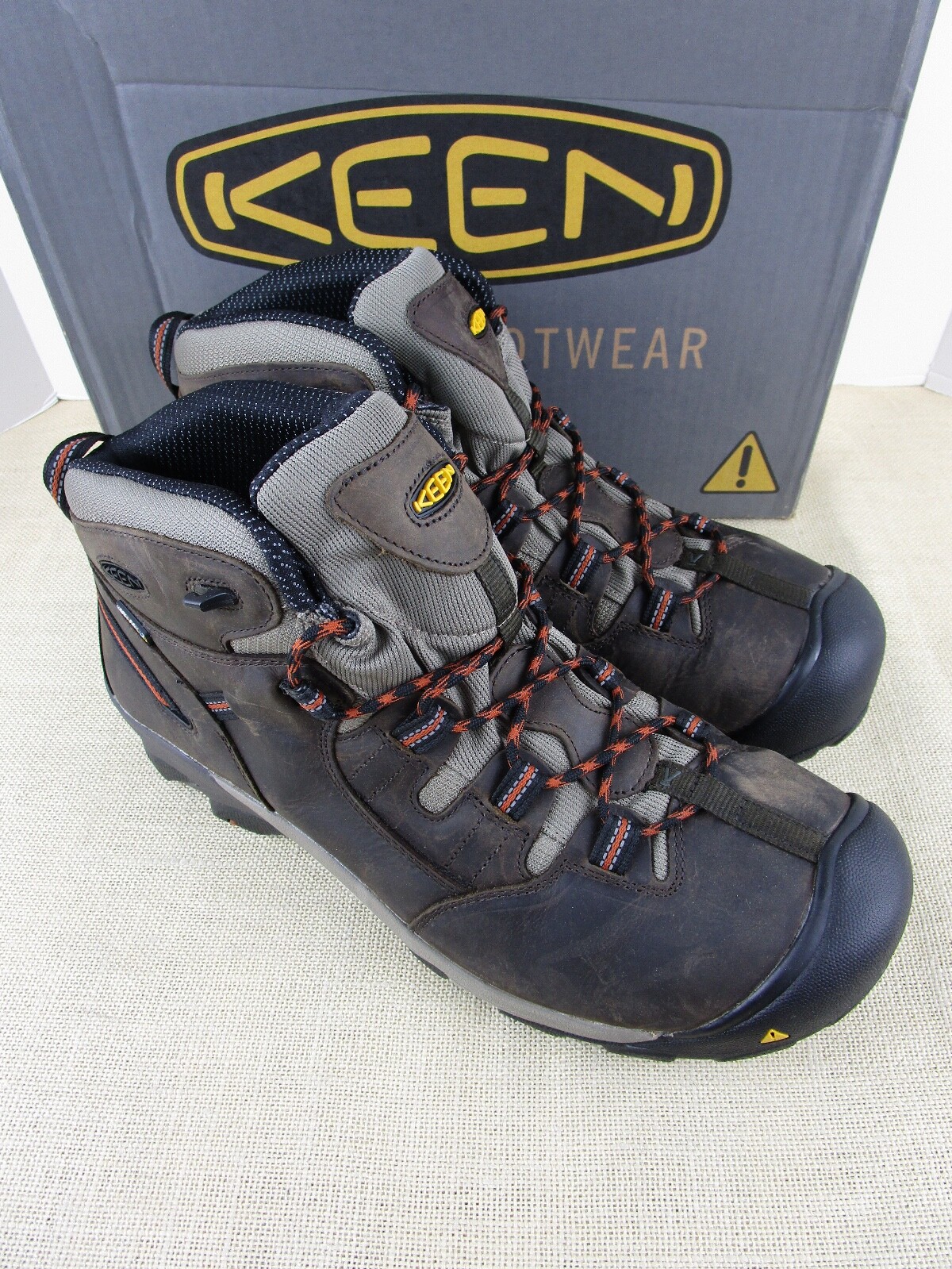 keen detroit mid soft toe