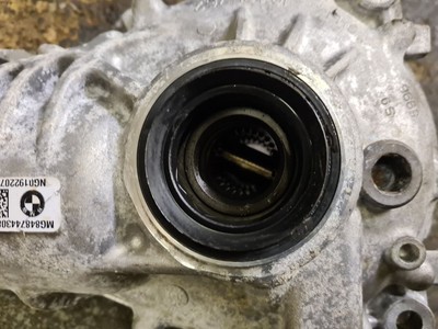 BMW X5 G05 2019 Front Axle Differential Diff 5.0d 8487443 for sale 