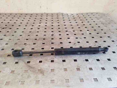 BMW X3 E83 Vordere linke Motorhaubendämpfer 51233400352 2.0 Diesel 26161469