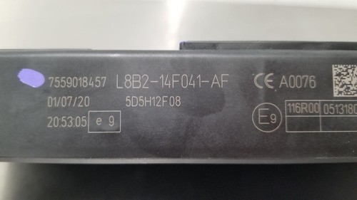 20 LAND ROVER DEFENDER BCM BODY CONTROL MODULE L8B214F041AF - Picture 7 of 12