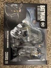 Medicom Toy Mafex No.205 Batman & Horse  The Dark Knight Returns  Figure NIB USA
