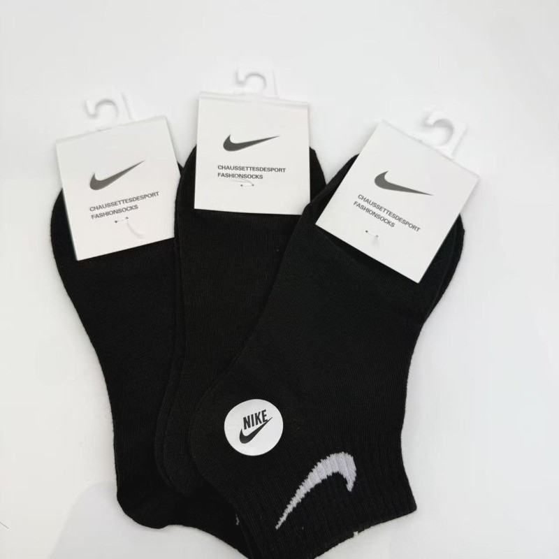 3Pair Black Nike Low-Cut Ankle Socks Size M CHAUSSETTES DE SPORT 