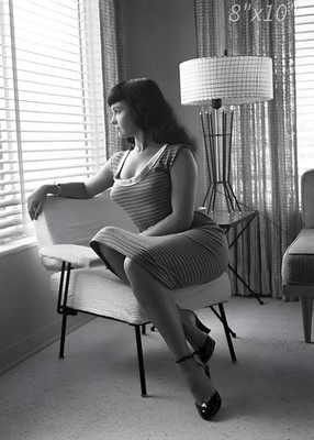 Bettie Page 8x10 Photo Classic Hollywood Pin-Up Actress