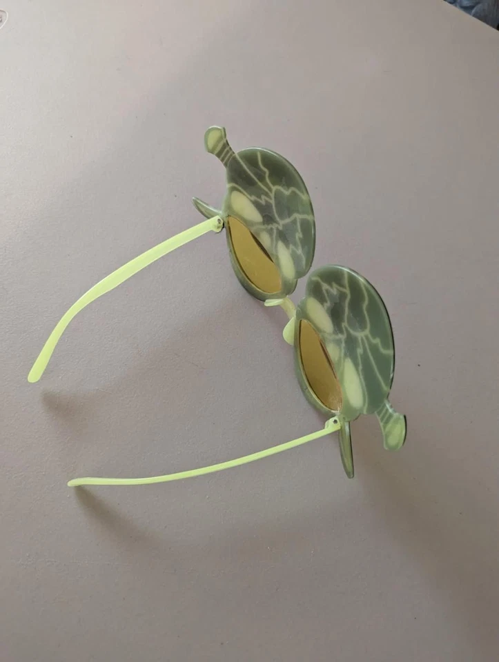 Gafas de sol calavera esqueleto amarillo y negro Foto 3 de 4