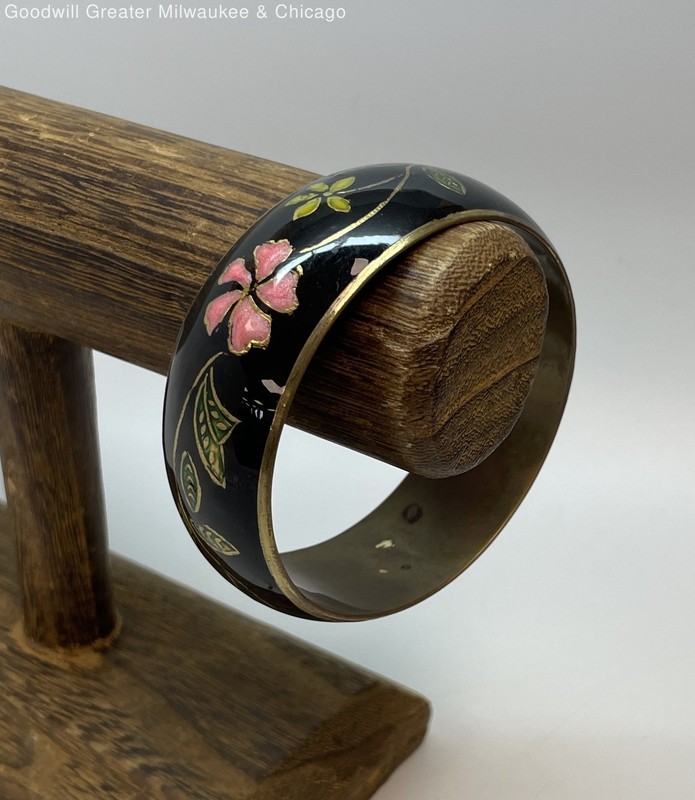 Vintage Chinese Cloisonne Black Enamel with Brass Floral Etching 31.1g