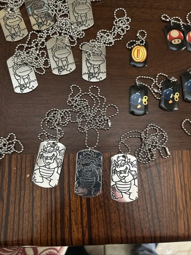 2015 Nintendo Super Mario Deluxe Dog Tags, 4 Tag Set, 26", Enter Play, BRAND NEW - Picture 5 of 9