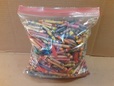 Bulk lot over 4 pounds of Crayons for Crafts Remelting Melt Melter Melting Down