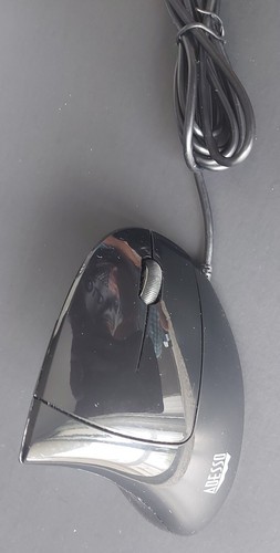 Illuminated Vertical Ergonomic Mouse - Adesso iMouse E1 - Picture 8 of 11