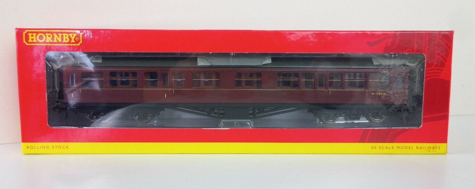 Hornby R4412 OO Gauge Ex-GWR Hawksworth CK Composite Coach BR Maroon W7799W