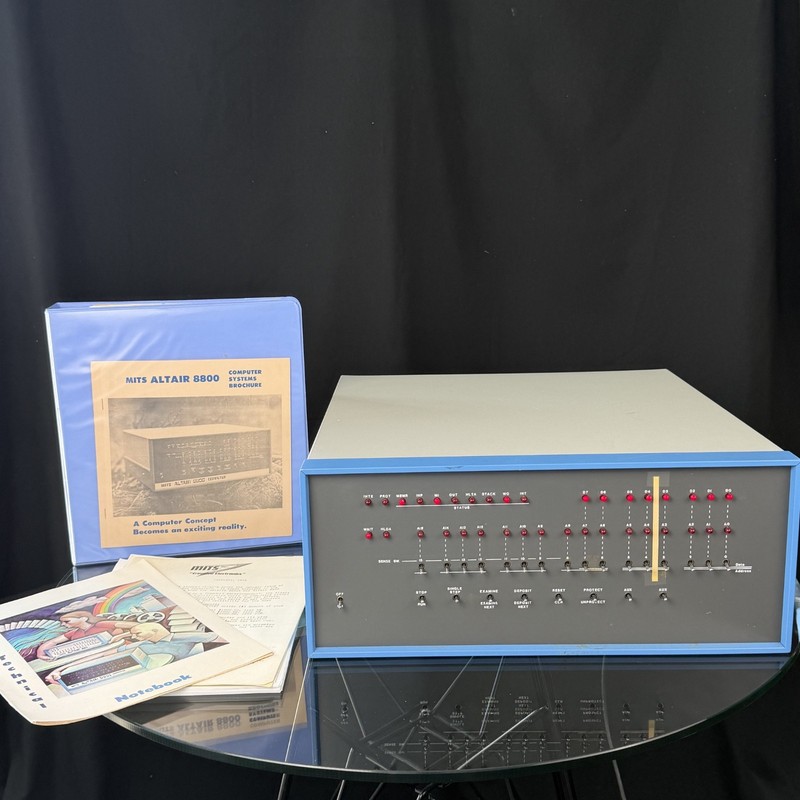 RARE MITS Altair 8800 Computer *WORKING* + Manuals