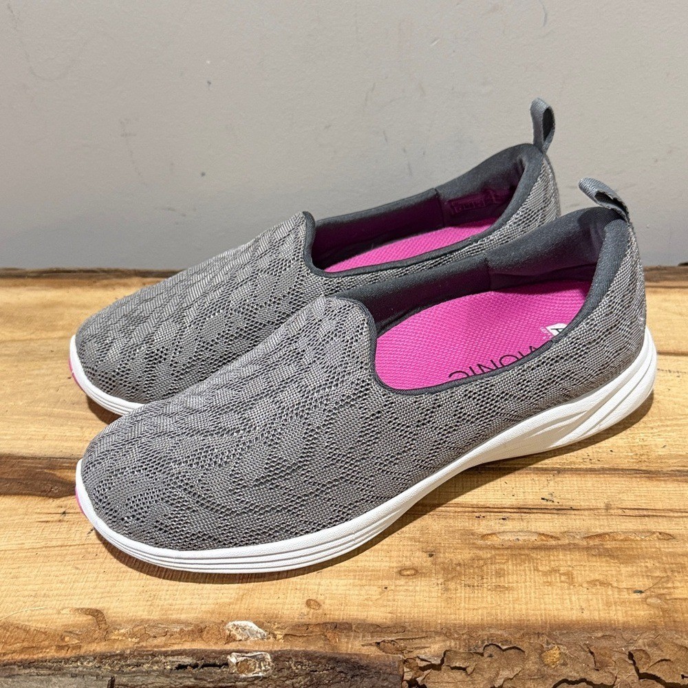 Vionic AMS Hydra slip on comfort shoes gray mesh women's 9 A10 image 3
