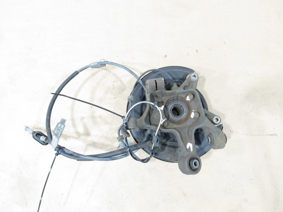 17-21 Toyota 86 GT 2018 2,0 L TRACCIÓN TRASERA DERECHA HUSILLO BUJE NUDILLO; Foto 2 de 4