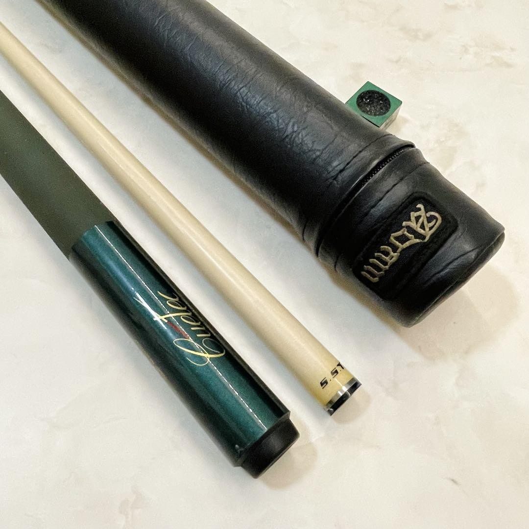 Cuetec Warp-Resistant Earl Strickland Billiard Cue 79cm with