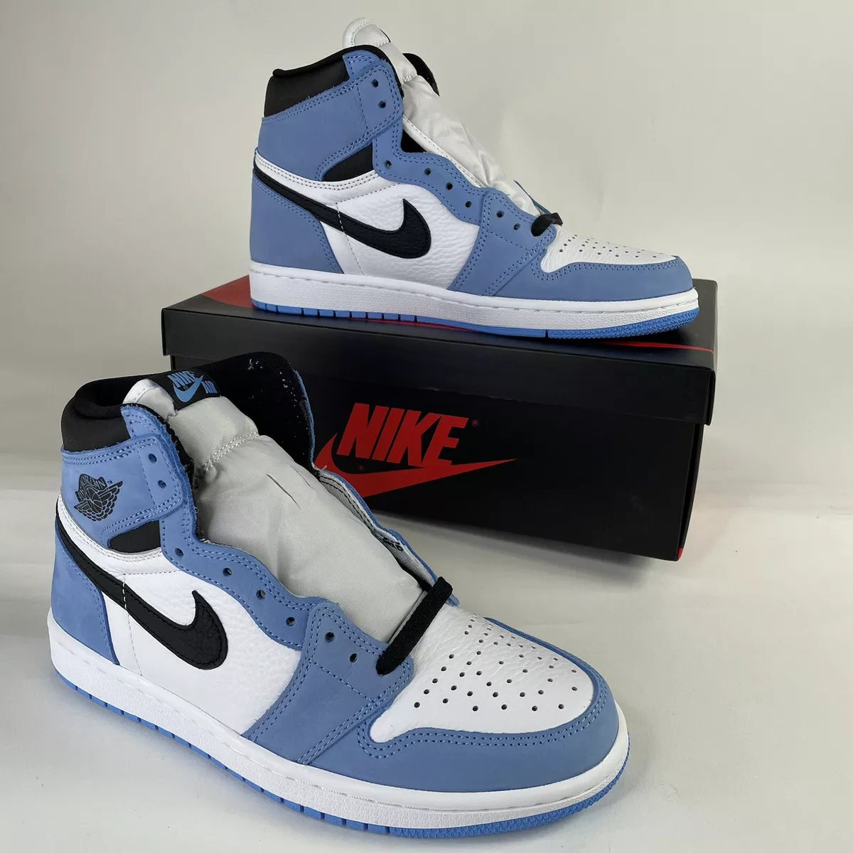 Air Jordan 1 Retro High OG 'University Blue' 555088-134