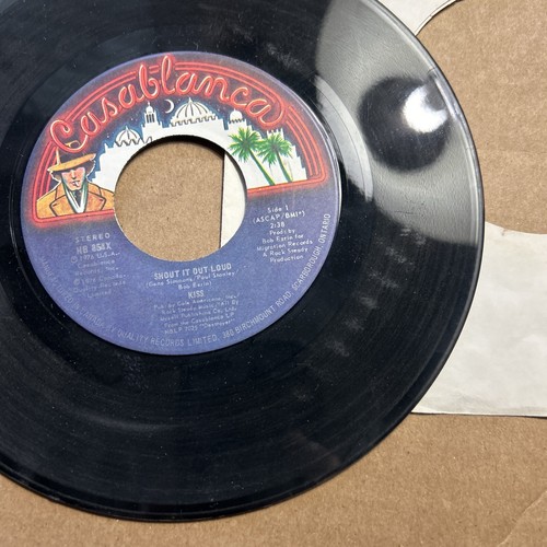 Kiss Shout It Out Loud/Sweet Pain Casablanca Records 45 - Picture 2 of 4