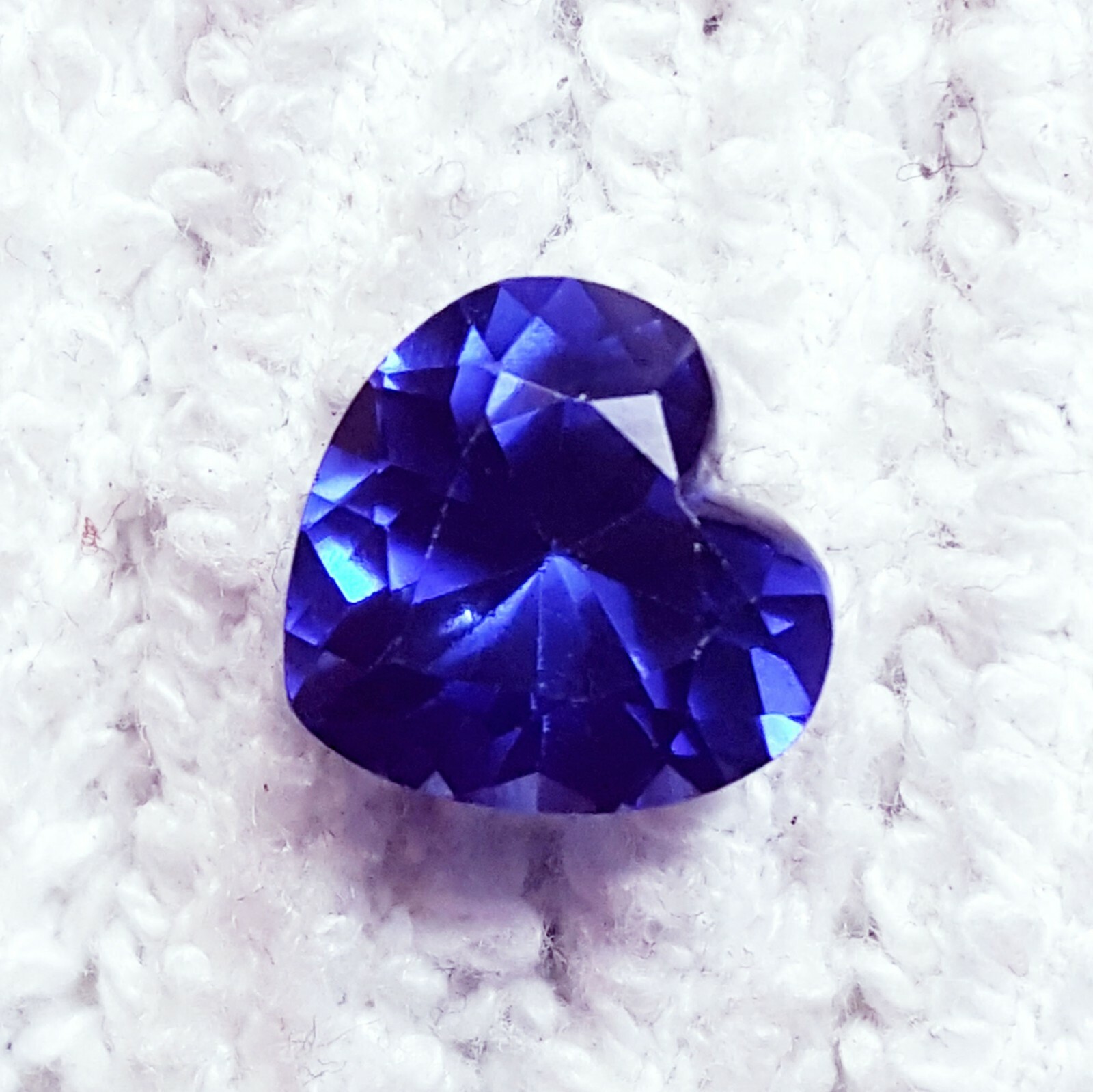Pierre Fine Tanzanite Orange Naturelle 4.45 Carats AAA+ - Certifiée GDL - Non Traitée - Tanzanie