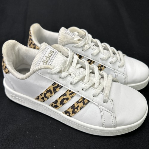 Adidas Mädchen Grand Court Leopard Turnschuhe, Größe-2,5, minimal getragen