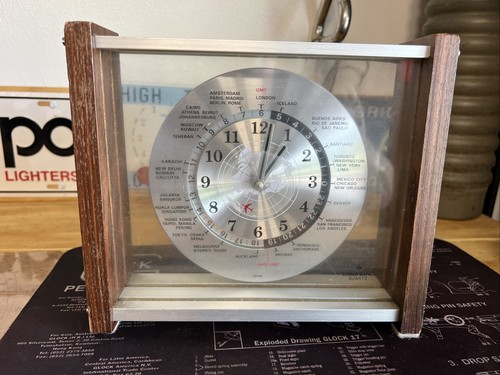 Reloj de Colección Lord King Cuarzo Manto Aluminio Madera Lucite Trabajo Avión Mano - Imagen 1 de 10