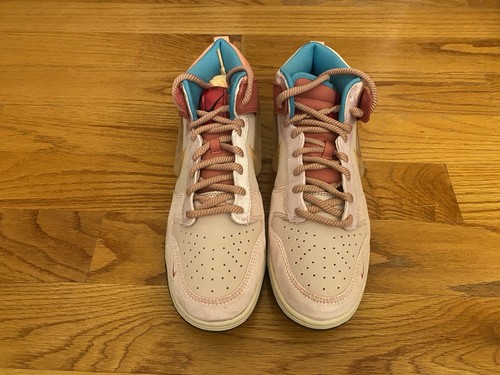 NEW Nike Dunk Mid Social Status Strawberry Milk DJ1173-600 Men's Size 10.5 - Picture 3 of 9