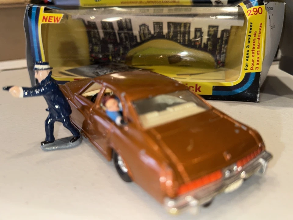 Corgi 290 KOJAK 68 Buick Original 1975 car w/issue box - Image 2 of 4
