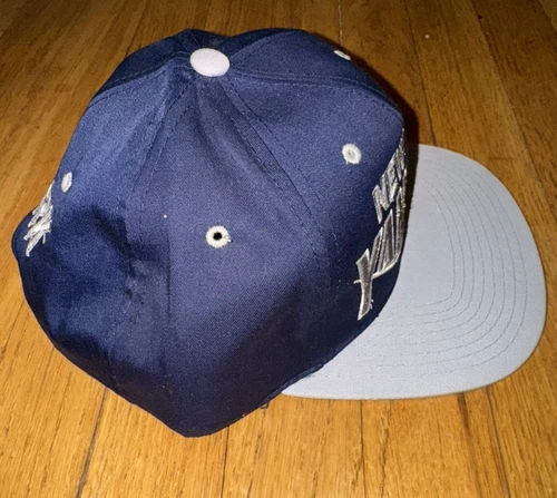Vintage New York Yankees Wave Hat Snapback MLB Baseball Blue Gray The G Cap - Picture 3 of 6