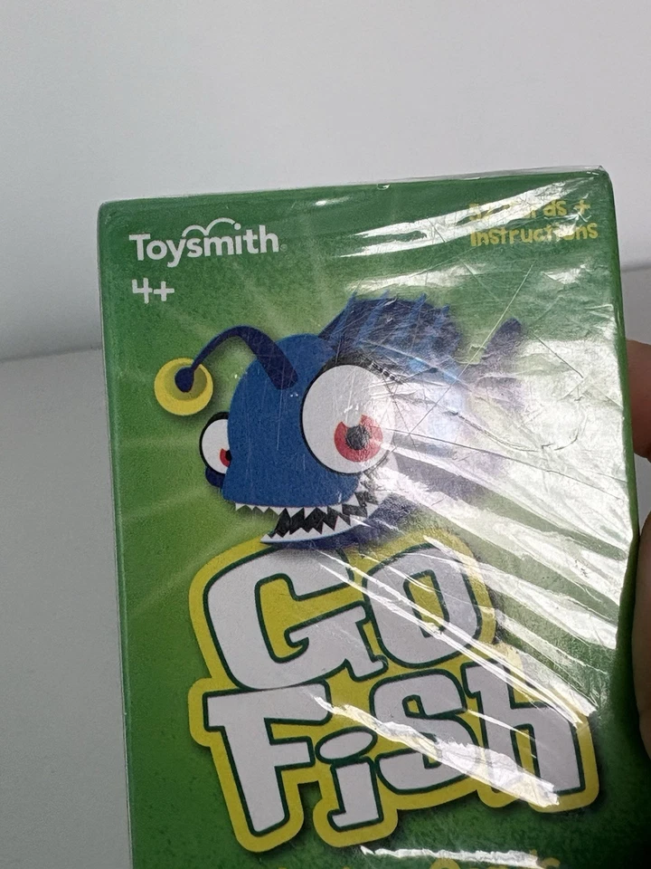 Toysmith Toys Go Fish Playing Cards Game New In Box  - Image 4 of 4