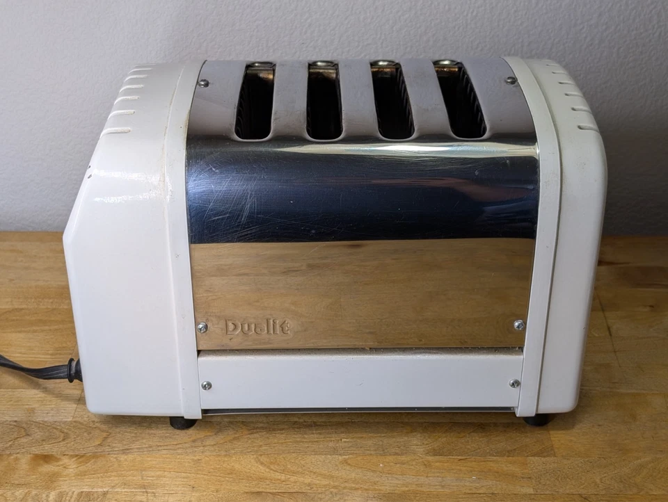 RARE Dualit 4 Slice Toaster White/Chrome Model 1650Watt Made in England Vintage - Image 2 of 4