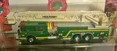 Code 3 Pierce Castle Shannon F.D. #15 100 Ft. Platform Ladder Fire Truck Green