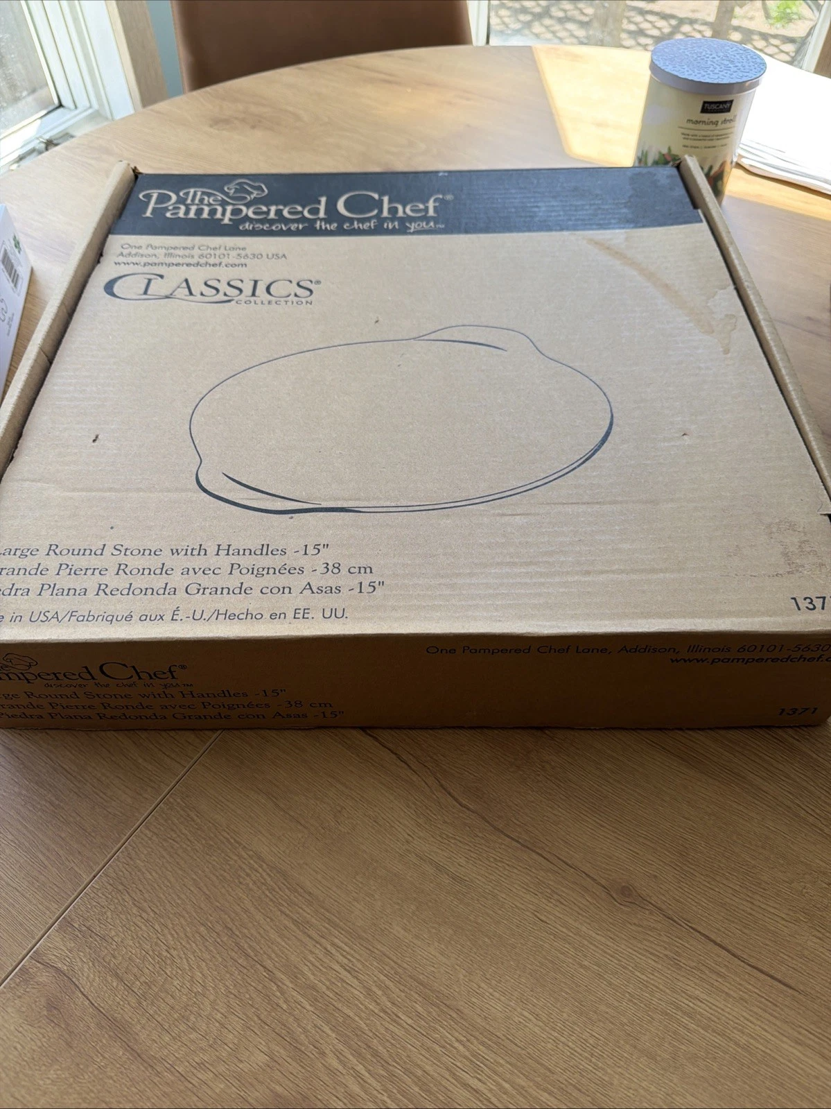 NEW The Pampered Chef Round Stone with Built in Handles on the Sides 15 in Dia
Opens in a new window
