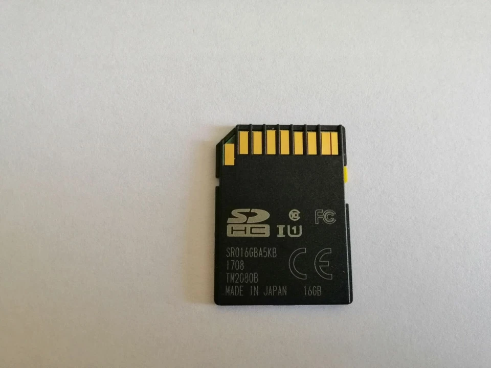 Memoria SD HC 16GB per Navigatori Auto GPS macchine fotografiche SDHC e custodia - Immagine 2 di 3